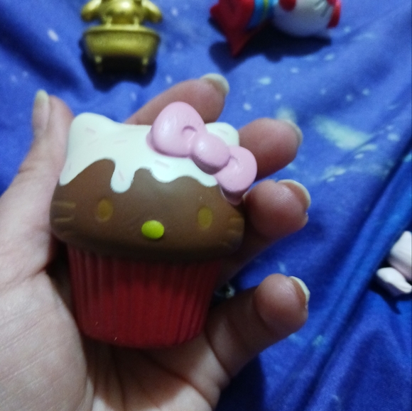 Sanrio small toy lot. 6 PC  mostly hello kitty - Picture 5 of 7